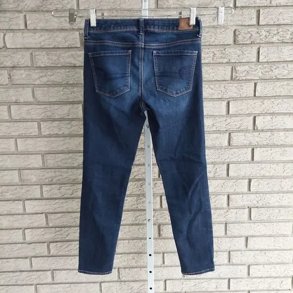 American Eagle Outfitters Dark/Medium Wash Super Skinny Denim Jeans 4 EUC - Picture 2 of 5